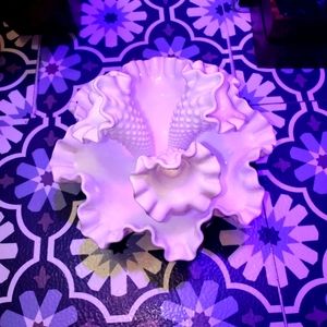 Beautiful milk glass Fenton tulip vase. Belonged to my great grandmother.